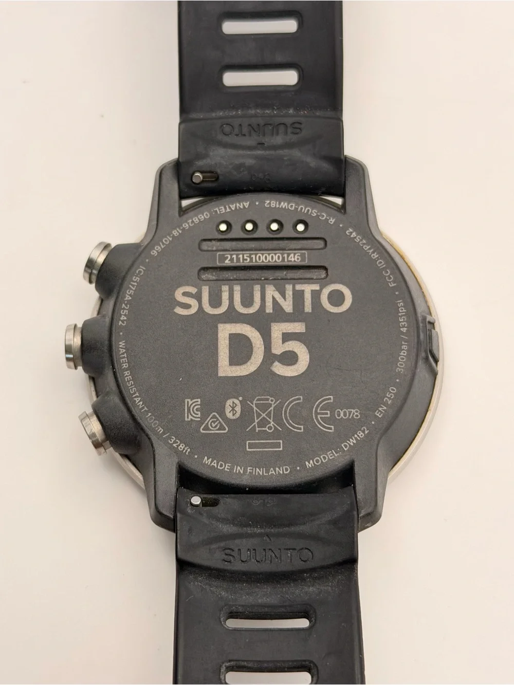 Suunto D5, Charger Included, Tested, Silver and Black, Smartwatch